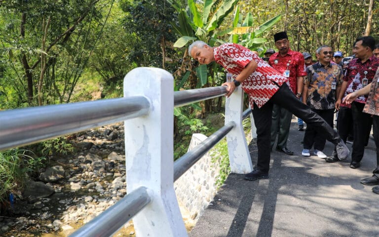 Anggaran Terbatas, Ganjar Dorong Kades Lebih Kreatif Libatkan Masyarakat