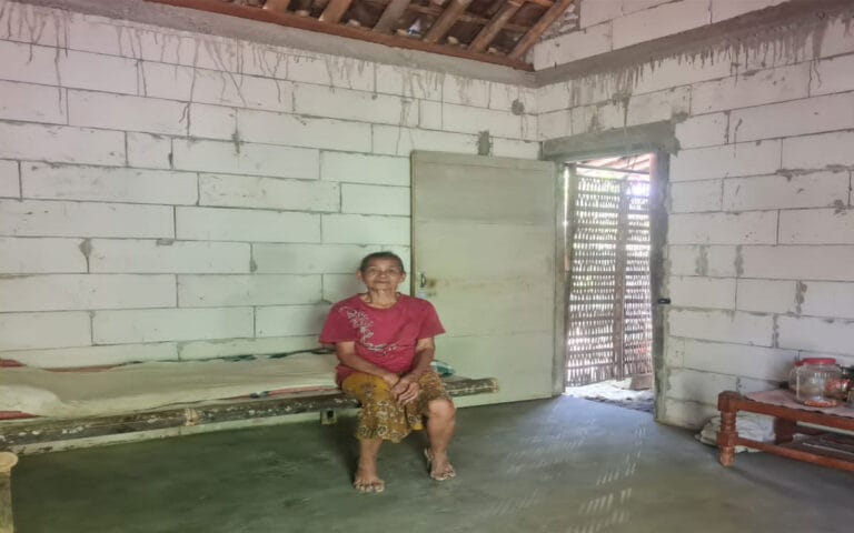 Bahagianya Mbah Saminem dan Sarijah, Bisa Tidur Tenang Setelah Dibantu Gubernur