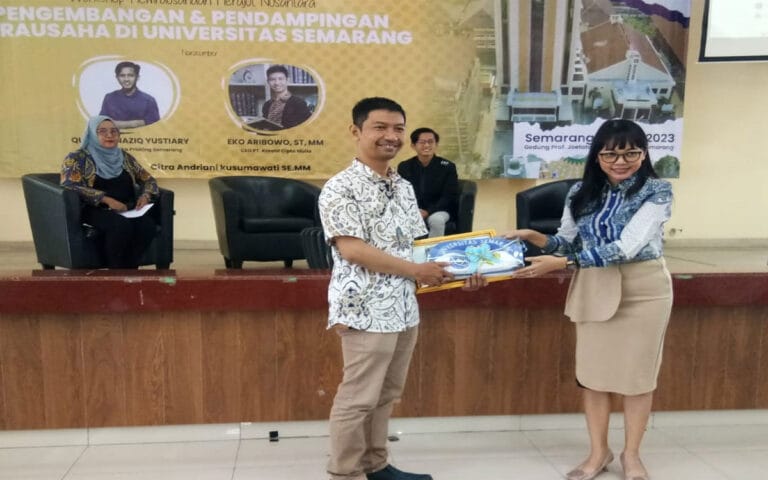 Bangkitkan Motivasi Mahasiswa, EDC USM Gelar Workshop Kewirausahaan