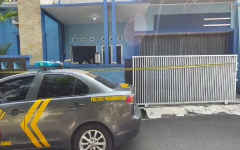 Dua Penghuni Rumah Jalani Pemeriksaan Polisi