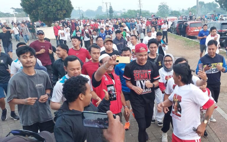 Lari Bareng Warga Bogor, Ganjar; Ayo Olahraga Agar Sehat Badan Sehat Pikiran