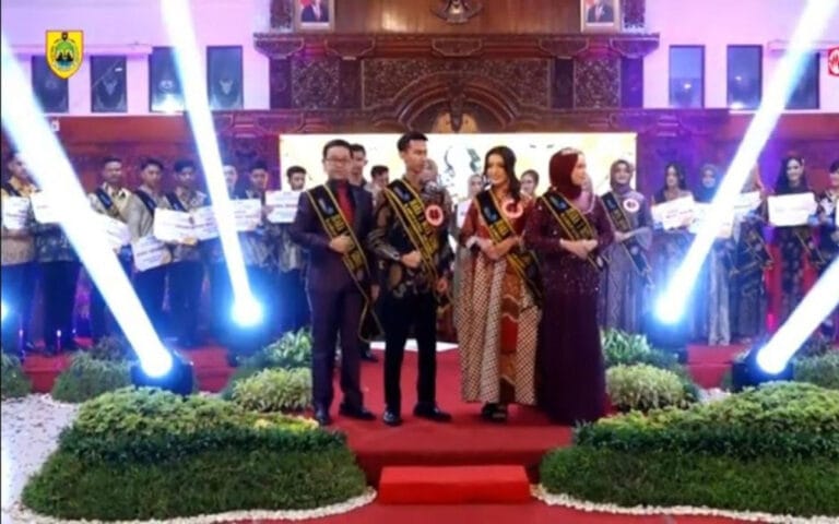 Nugroho Cahyaningtyas dan Hanifa Putri Andriyanti Juara Duta Genre 2023