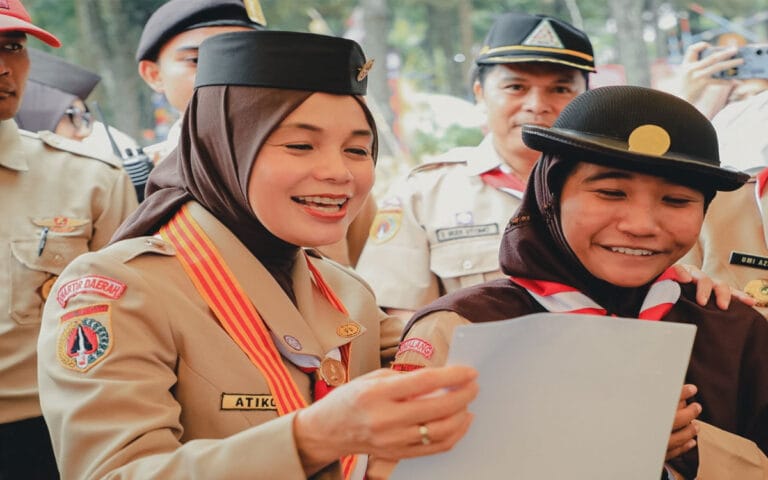 Buka Perkemahan Pramuka Berkebutuhan Khusus, Atikoh Gunakan Bahasa Isyarat