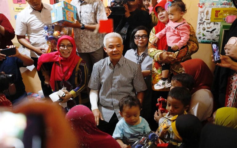 Bebastugaskan Kepala SMKN karena Pungli, Gubernur Dapat Dukungan Warganet