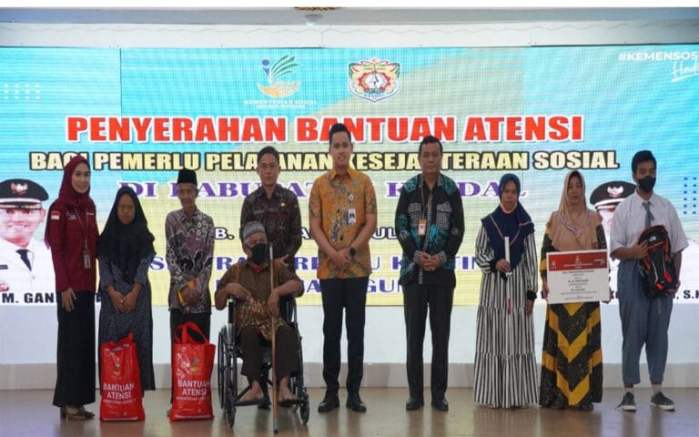 Ratusan PPKS Terima Bantuan Dari Pemkab Kendal