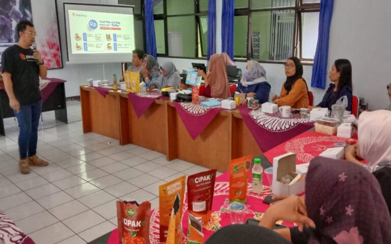 Perajin Purbalingga Sajikan Produk Lokal Jadi Buah Tangan