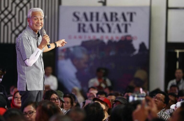 350 Orang Relawan Bersatu, Ganjar; Komando Ada di Saya