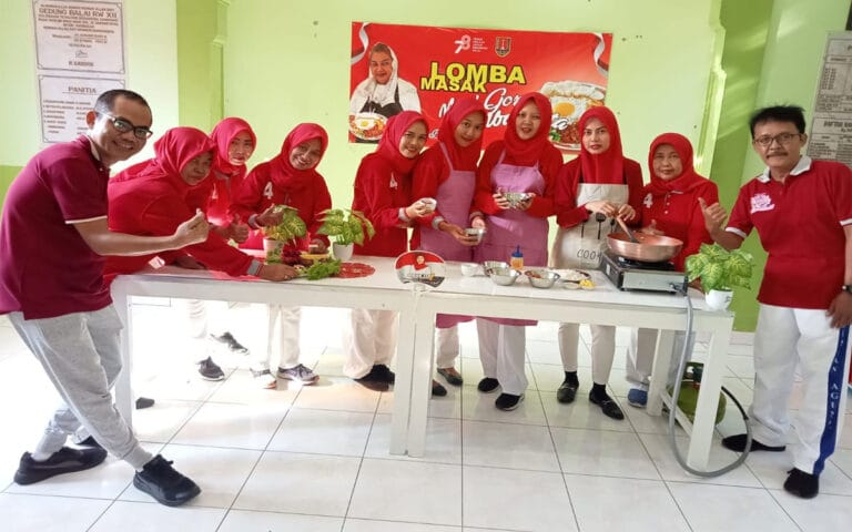 Meriahkan HUT RI, Tegalsari Gelar Lomba Memasak Nasi Goreng