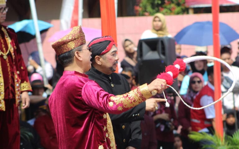 PDIP Merahkan Pawai Budaya HUT ke-78 Kemerdekaan RI di Purbalinggga
