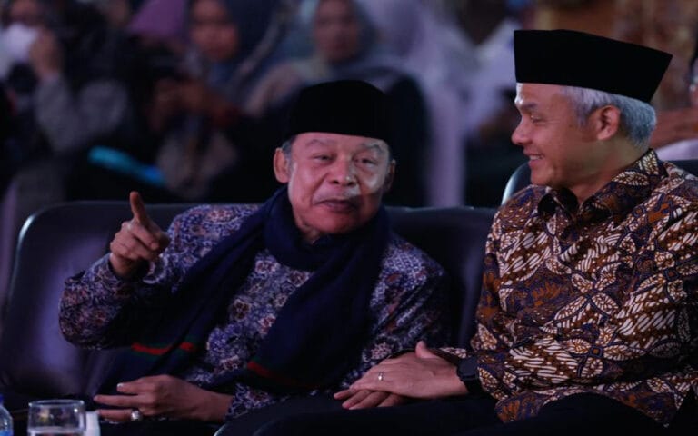 Pengasuh Ponpes Buntet; Yakin Ganjar Akan Mewujudkan Indonesia Emas