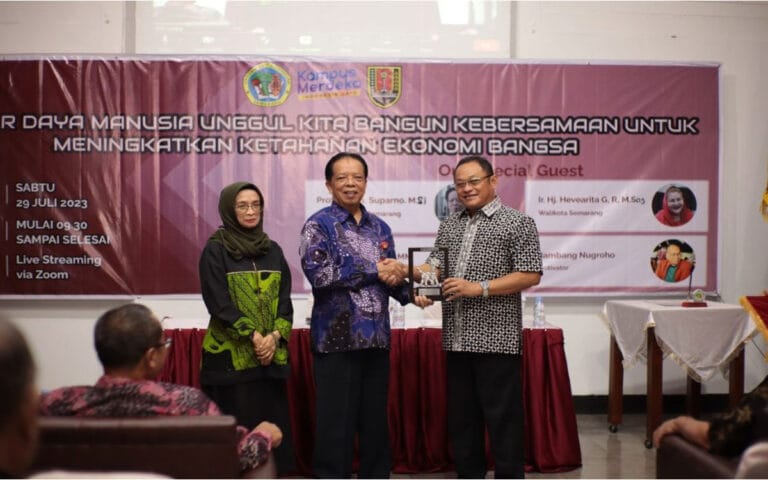 Untag Bekali SDM Unggul Mahasiswa Untuk Hadapi Persaingan Ekonomi