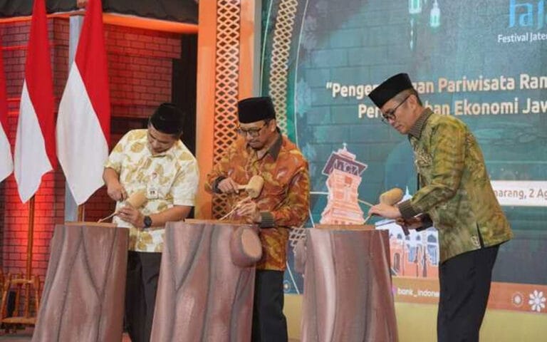 BI Dorong Indonesia Jadi Pusat Industri Halal Dunia 2024