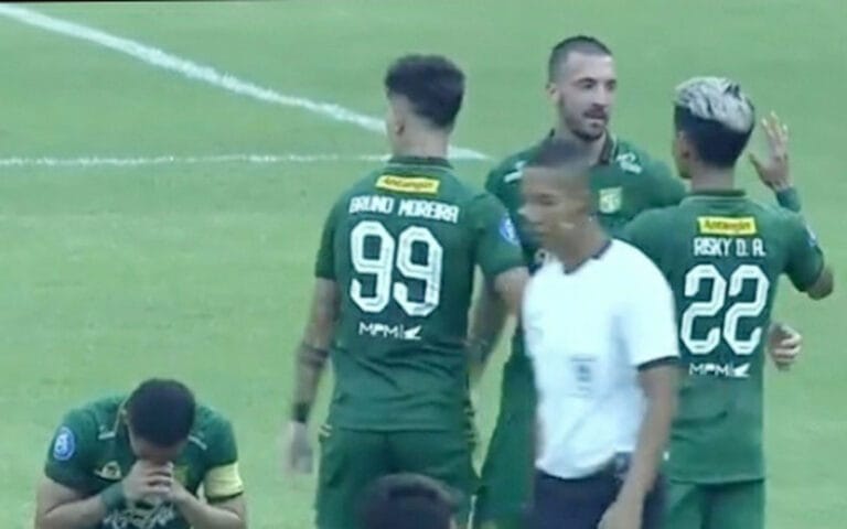 Dilaga Kandang Bhayangkara Presisi Takluk Atas Persebaya 1 – 2