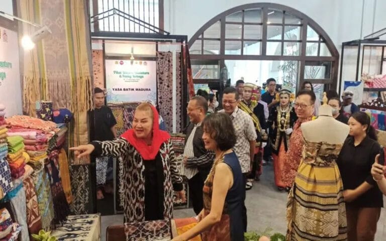 Ita Ajak Generasi Muda Melestarikan Budaya Warisan Leluhur