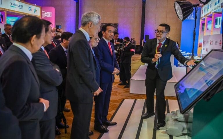 AIPF Dibuka Jokowi, PLN Paparkan Green Enabling Supergrid