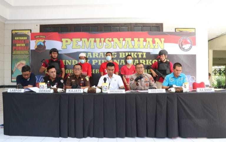 Ditresnarkoba Polda Jateng Musnahkan Barang Bukti 5 Kg Sabu dan 7 Kg Ganja