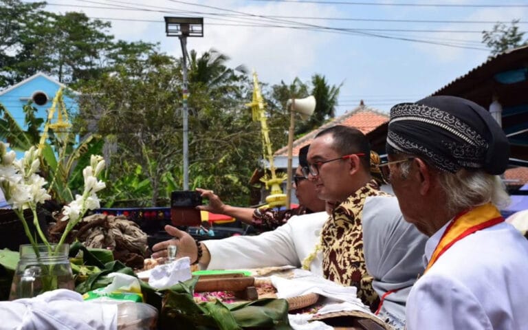 Festival Jamasan Jimatan Kalisalak Didorong Naik Kelas