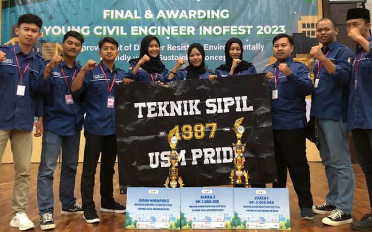 Tim Glory Sujama USM Juara 1 Lomba Jembatan Balsa Nasional