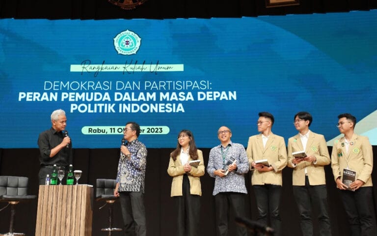 Ganjar Lamar Empat Mahasiswa Unpar Bandung