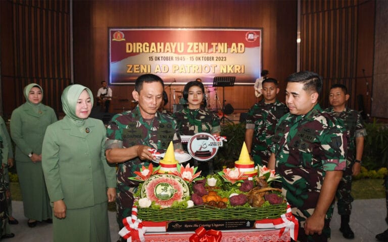 Kasdam IV/Diponegoro Hadiri Syukuran HUT Ke-78 Korps Zeni Angkatan Darat