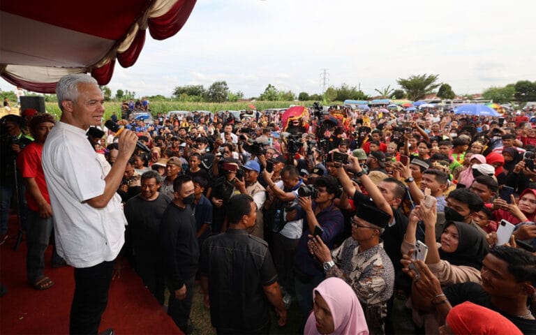 Bahagianya Seniman Jawa di Sumatera Utara, Dapat Bantuan Gamelan Dari Ganjar