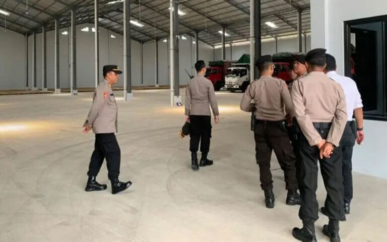 Logistik Pemilu Mulai Berdatangan, Gudang KPU Dijaga Ketat Polisi