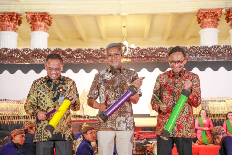 Pemprov Jateng Dorong OJK Tingkatkan Literasi Keuangan