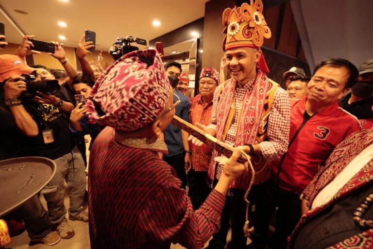 Dukung Ganjar, Dewan Adat Dayak Titip Tiga Aspirasi