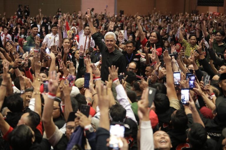 Ganjar Bakar Semangat Relawan: Hanya Kekuatan Rakyat Yang Bisa Menangkan Pemilu