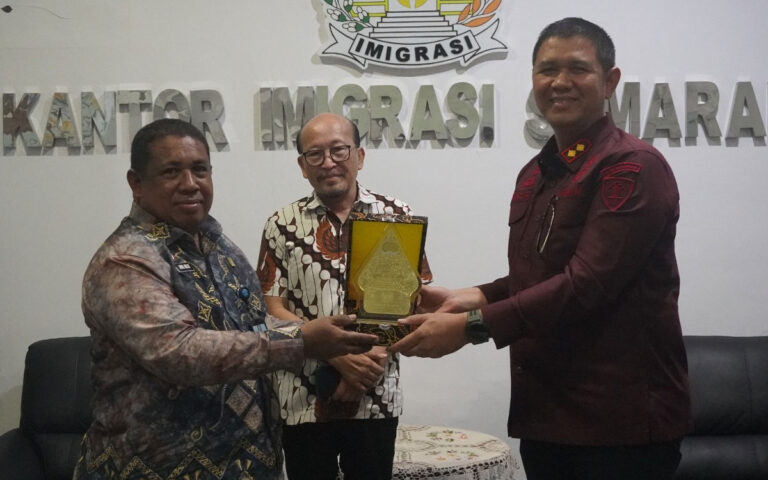 Kakanim Semarang Terima Kunjungan Tim Imigrasi Kelas I TPI Ambon