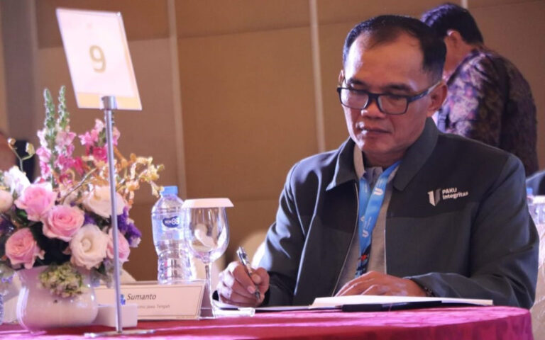 Ketua DPRD Jateng Ikuti Kegiatan Paku Integritas di KPK