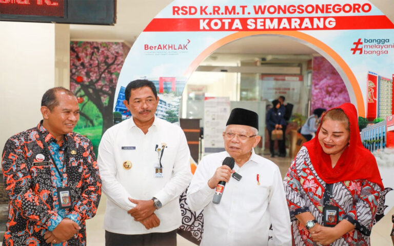 Nana Dampingi Wapres Ma’ruf Amin Tinjau RS Wongsonegoro