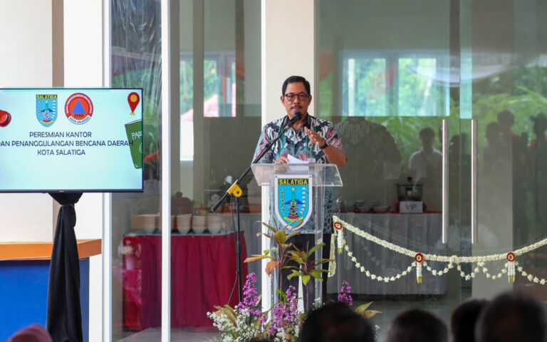Pj Gubernur Jateng Nana Sudjana Resmikan Kantor BPBD Salatiga