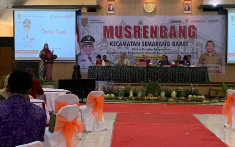 Ita Dorong Mayarakat Semarang Barat Lakukan Banyak Inovasi Usaha