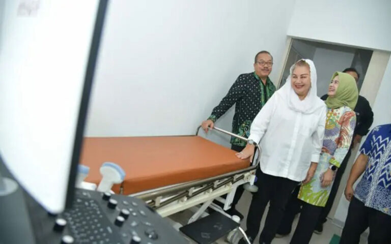 Ita Harapkan Ada Rumah Sakit di Tiap Kecamatan Di Wilayahnya