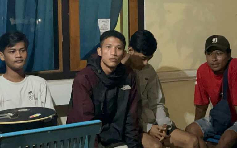 Tim Sparta Polres Surakarta Amankan Tujuh Pemuda Mabuk Sambil Main Gitar