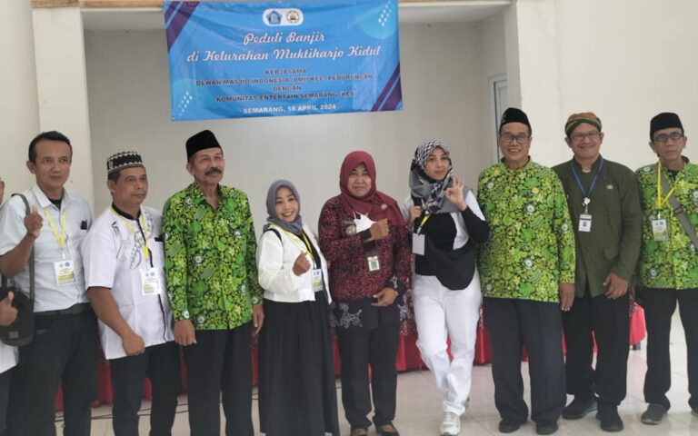 DMI Pedurungan Semarang Bersama KES Salurkan Bantuan Peduli Banjir 2024