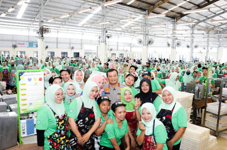 Dukung Investasi dan Karyawan Kapolda Irjen Pol Ahmad Luthfi Sambang Pabrik di Klaten