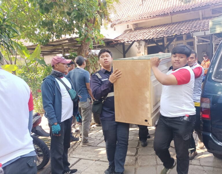 KAI Daop 4 Semarang Tertibkan Rumah Aset Perusahaan di Wilayah Gergaji Kota Semarang