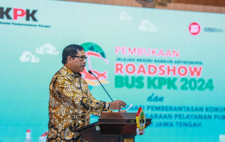 Pj Gubernur Jateng Terus Gelorakan Kegiatan Anti Korupsi Hingga Tercapai 372 Desa Anti Korupsi Tahun 2024 