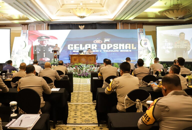 Kapolda Jateng Irjen Pol Ahmad Luthfi Siap Kerahkan 220 Ribu Personil Pengamanan Operasi Mantap Praja