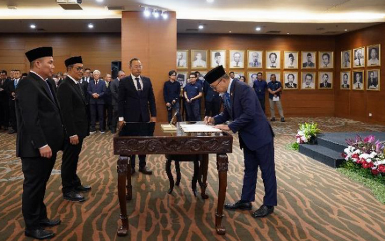 Mantan Kapolda Jawa Tengah Dilantik Bersama 7 Pejabat Pimpinan Tinggi Madya Lainnya