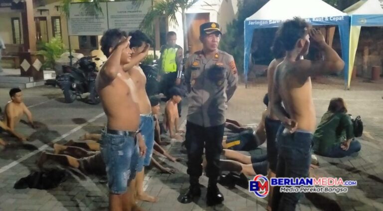 Antisipasi Kerusuhan di Wilayahnya Polsek Genuk Amankan Belasan Pemakai Miras