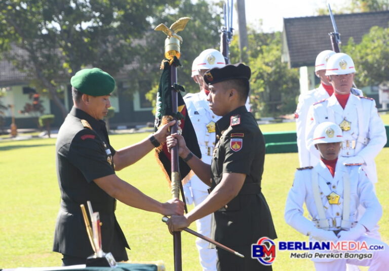 Pangdam IV/Diponegoro Serahterimakan Tongkat Komando Yonkav 2/Turangga Ceta