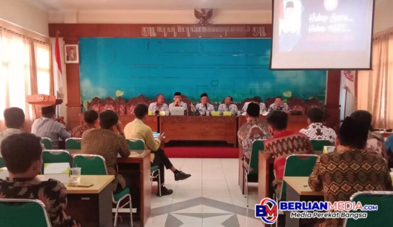 Kacau, Pemerintah Belum Terbitkan PP Penataan Guru Non ASN, Guru Honorer Bakal Gugat ke MA