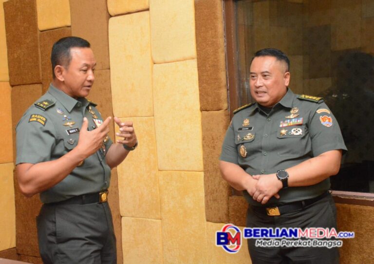 Kunjungi Pendam IV/Diponegoro Kadispenad Berpesan Berbuat yang Terbaik dan Bekerjalah Dengan Hati