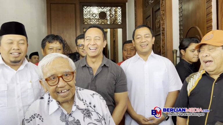 Cucu Pendiri NU Tegaskan Unsur Hijau dan Merah Melebur Menangkan Andika-Hendi