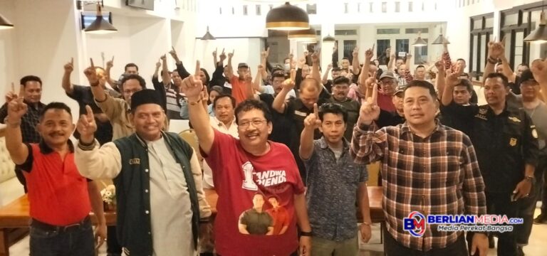 Puluhan Ormas dan LSM Kota Semarang Deklarasi Dukung Paslon Nomor Urut O1