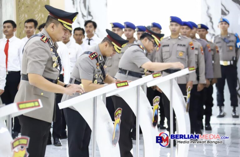 Kapolda Jateng Pimpin Sertijab Kapolrestabes Semarang dan Dua Kapolres Lain