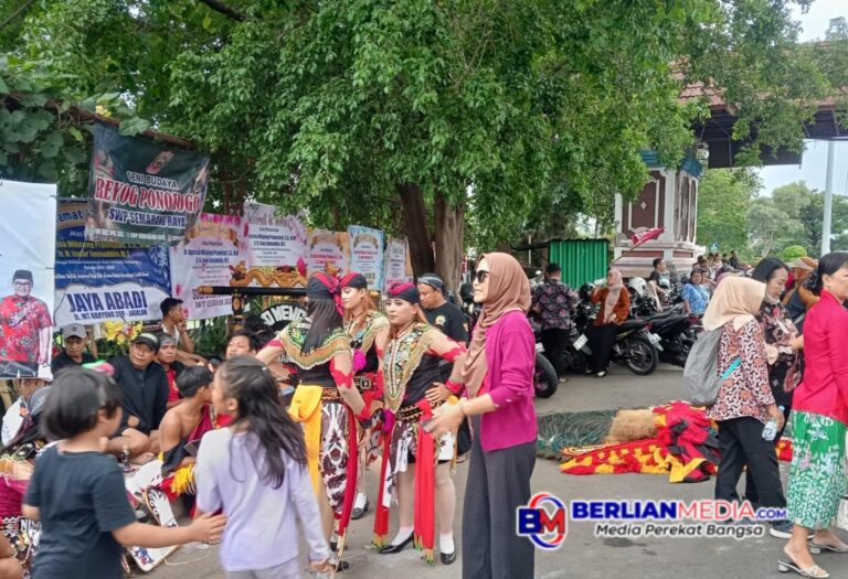 Sambut Agustina-Iswar Berbagai Kesenian Ditampilkan Warga Kota Semarang